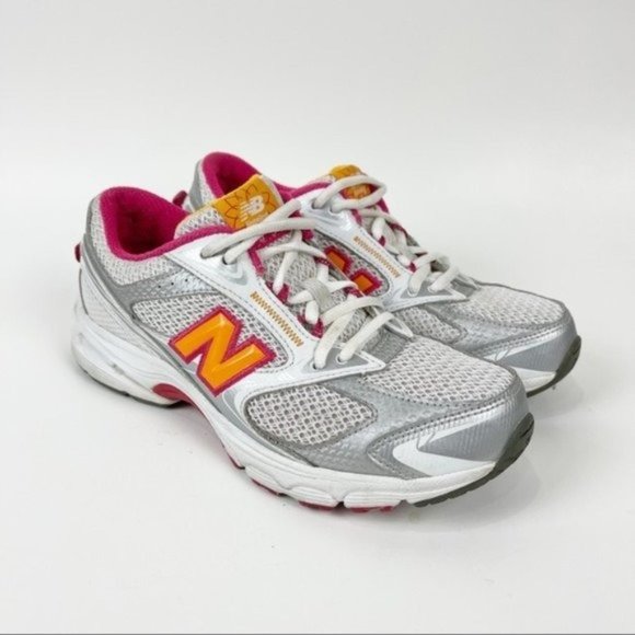New Balance | Shoes | New Balance 553 Running Shoes Whitepink Size 55 Girls  | Poshmark